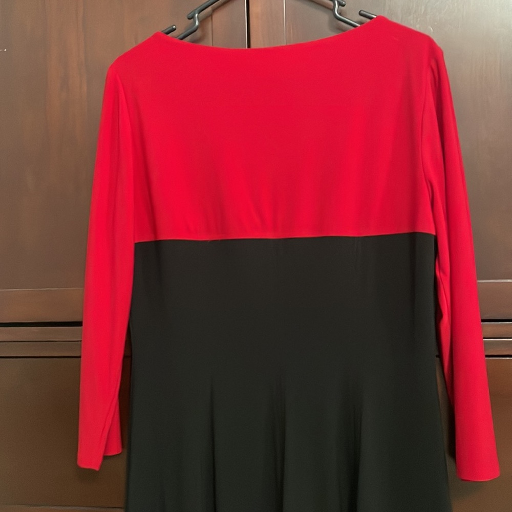 Knee length swing dress - Picture 4 of 5